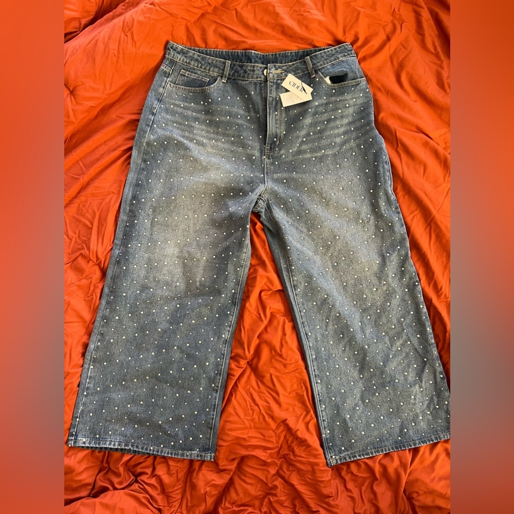 NWT Cider Rhinestone Wide Leg High Waist Jeans